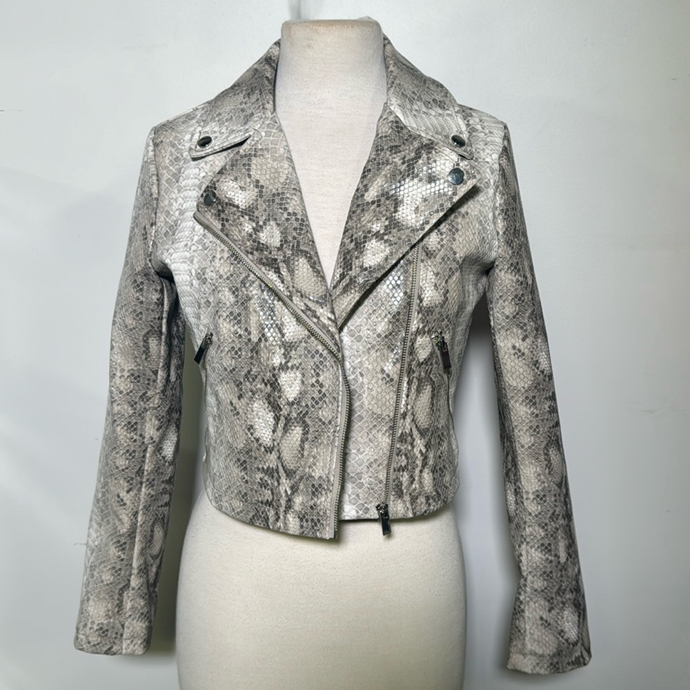 Dynamite Woman’s Vegan Snake Skin Jacket Size S
